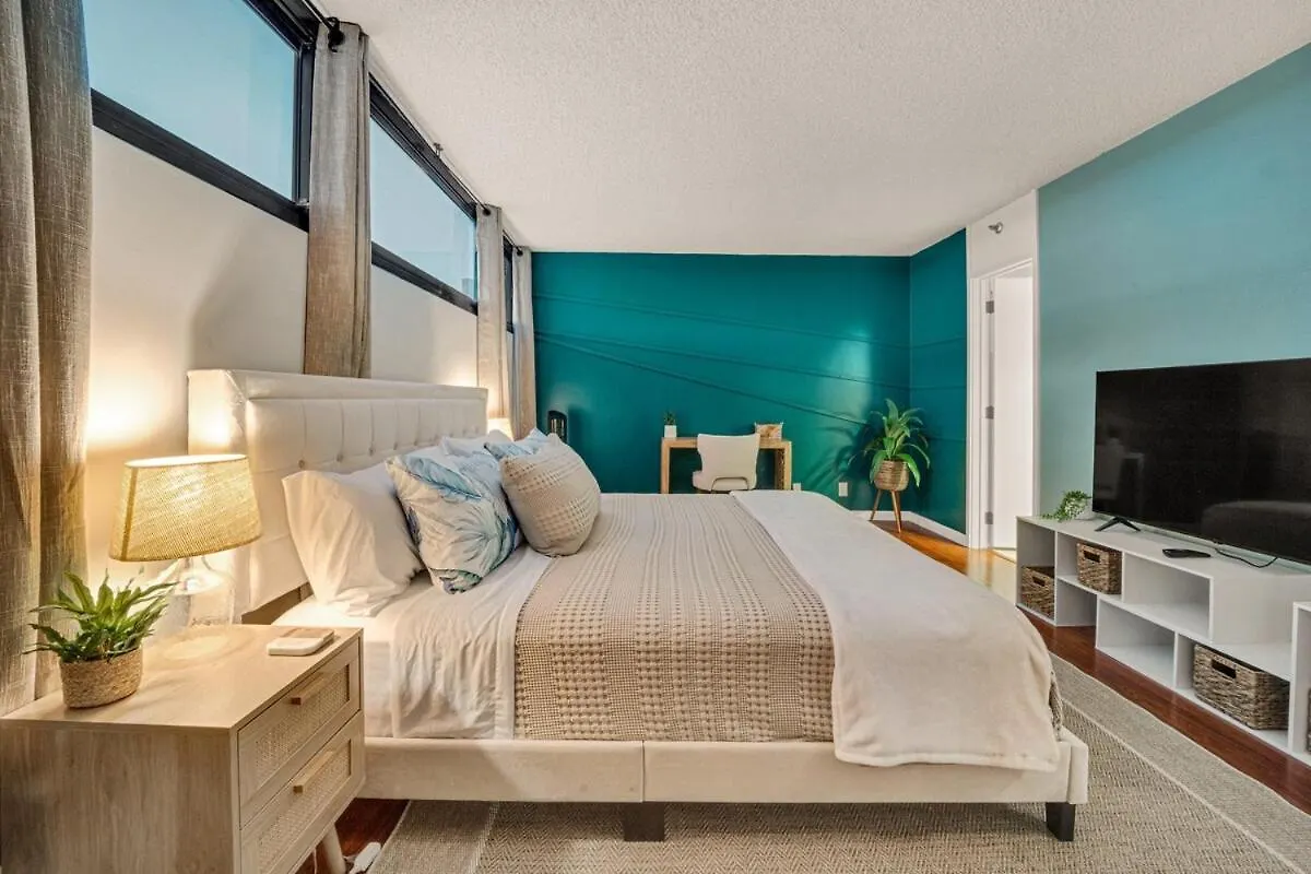 Stunning Resort! Steps To Pool, Hot Tub And Parking Honolulu 0*,  United States
