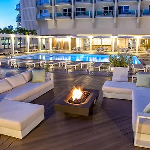 Ala Moana - Fee Included Hotel
