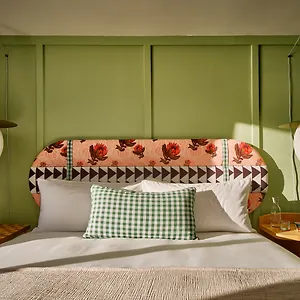 Hotel Wayfinder Waikiki - Voted 10 In Hawaii!, Honolulu